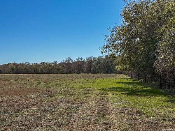 20 Acres of Recreational & Residential Land for Sale in La Vernia, Texas