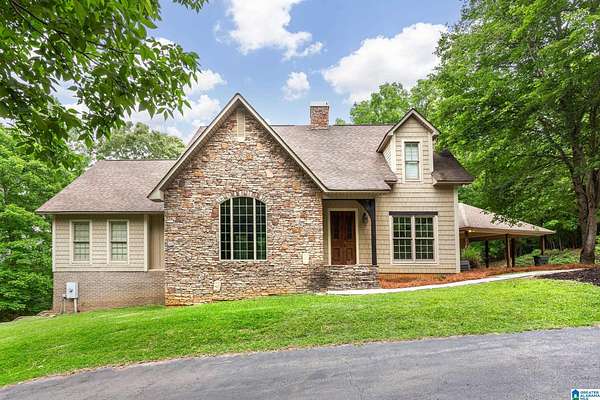4.3 Acres of Land with Home for Sale in Glencoe, Alabama