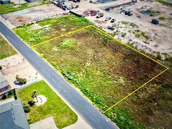 0.17 Acres of Mixed-Use Land for Sale in Corpus Christi, Texas