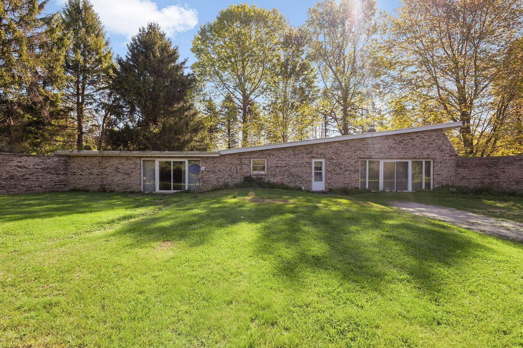 6 Acres of Land with Home for Sale in La Porte, Indiana