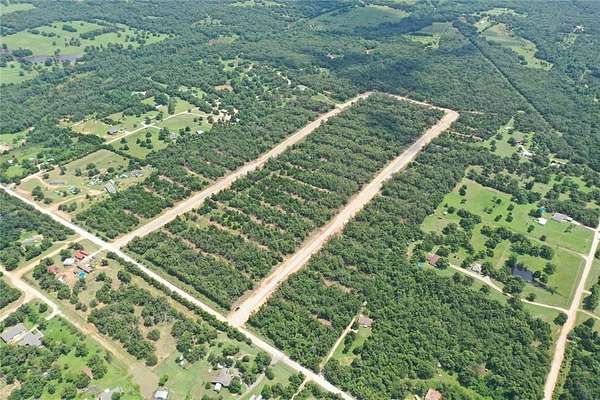 2.52 Acres of Land for Sale in Guthrie, Oklahoma
