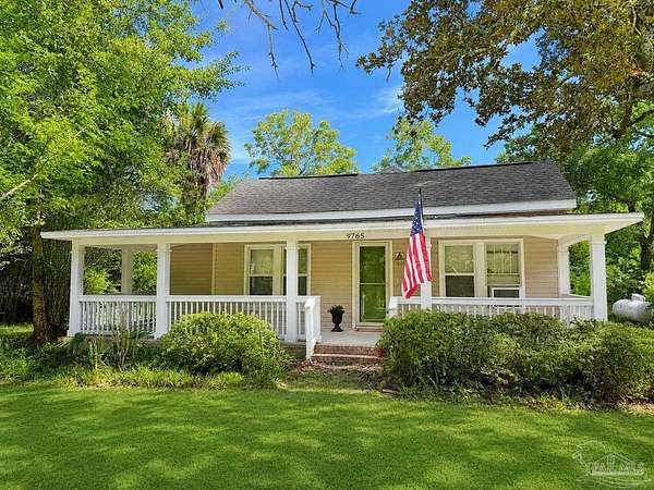 4.73 Acres of Land with Home for Sale in Pensacola, Florida