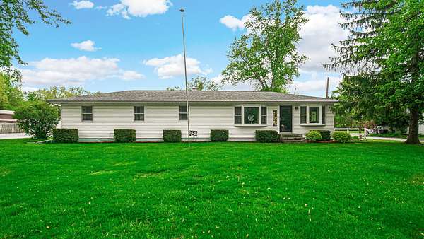 5 Acres of Land with Home for Sale in Hobart, Indiana