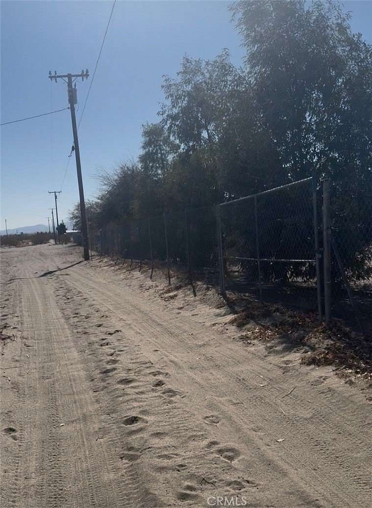 2.5 Acres of Residential Land for Sale in Phelan, California