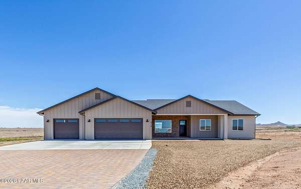 4 Acres of Land with Home for Sale in Prescott Valley, Arizona