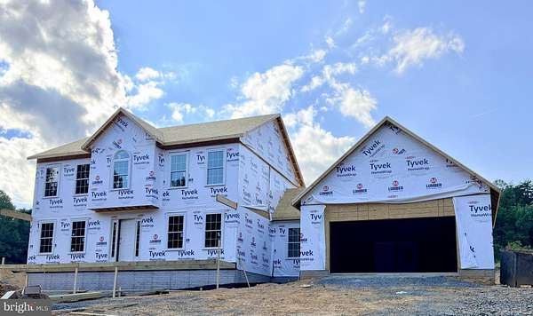 2.25 Acres of Land with Home for Sale in Unionville, Virginia