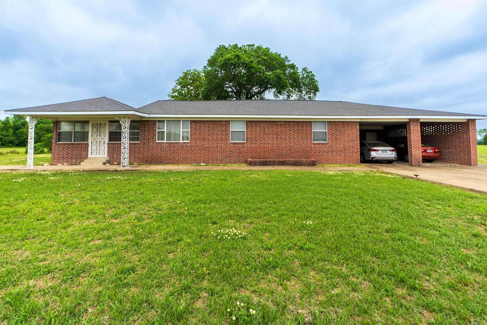 1.53 Acres of Land with Home for Sale in Helena, Arkansas