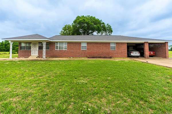 1.53 Acres of Land with Home for Sale in Helena, Arkansas