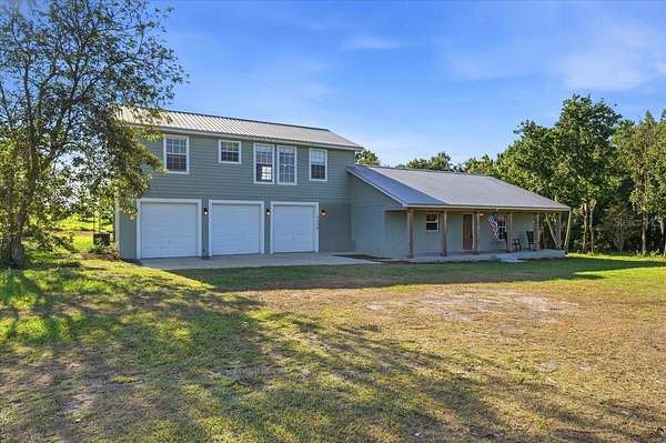 5.1 Acres of Land with Home for Sale in Fort Meade, Florida