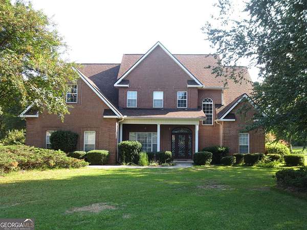3.18 Acres of Land with Home for Sale in Warner Robins, Georgia