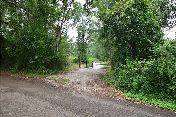 9 Acres of Land for Sale in Lacombe, Louisiana