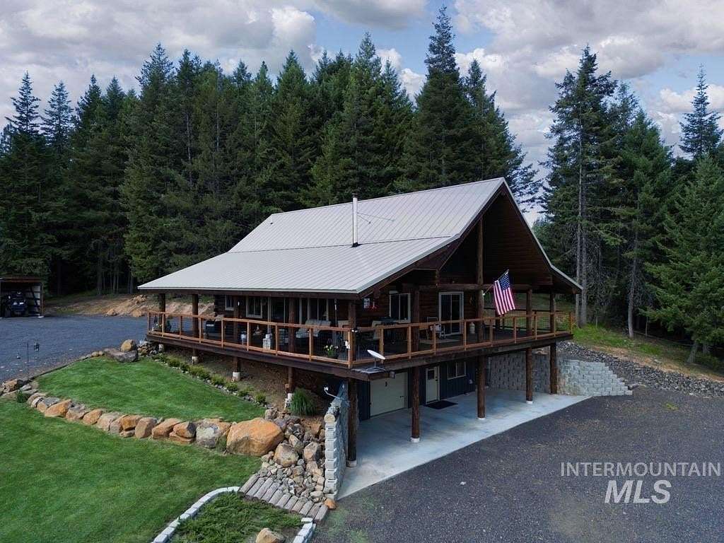 30.4 Acres of Recreational Land with Home for Sale in Kamiah, Idaho