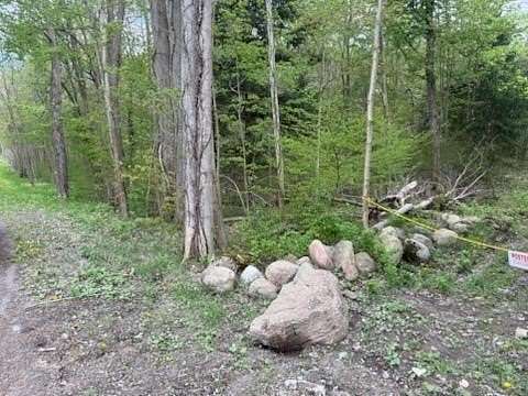 5 Acres of Residential Land for Sale in Newark, New York