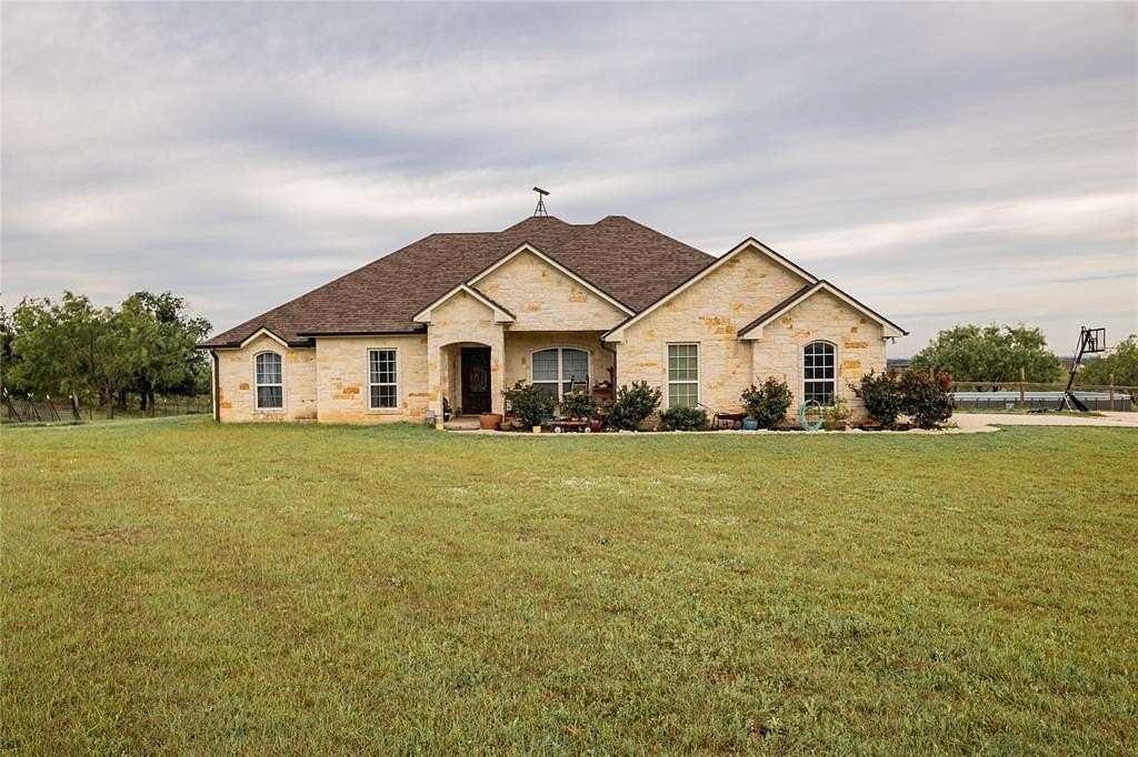 55.5 Acres of Agricultural Land with Home for Sale in Hubbard, Texas