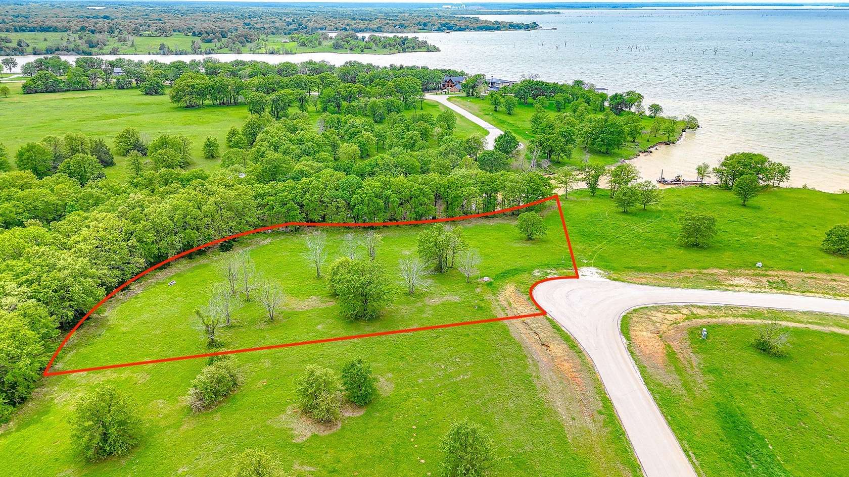 2 Acres of Residential Land for Sale in Streetman, Texas
