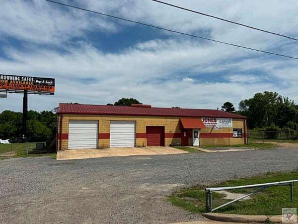 3 Acres of Improved Commercial Land for Sale in Texarkana, Arkansas