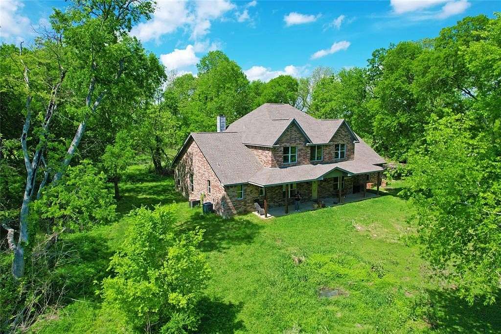 5.5 Acres of Land with Home for Sale in Ennis, Texas