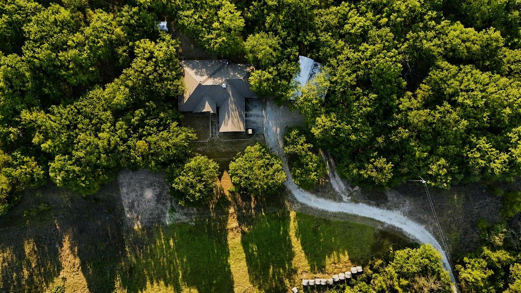 13.4 Acres of Land with Home for Sale in Paradise, Texas