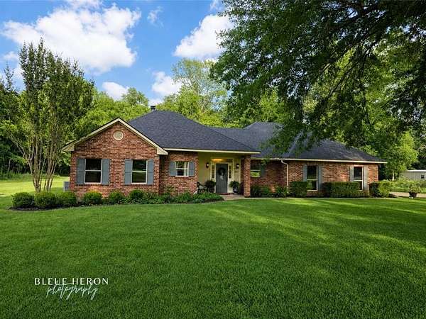 2 Acres of Land with Home for Sale in Keithville, Louisiana