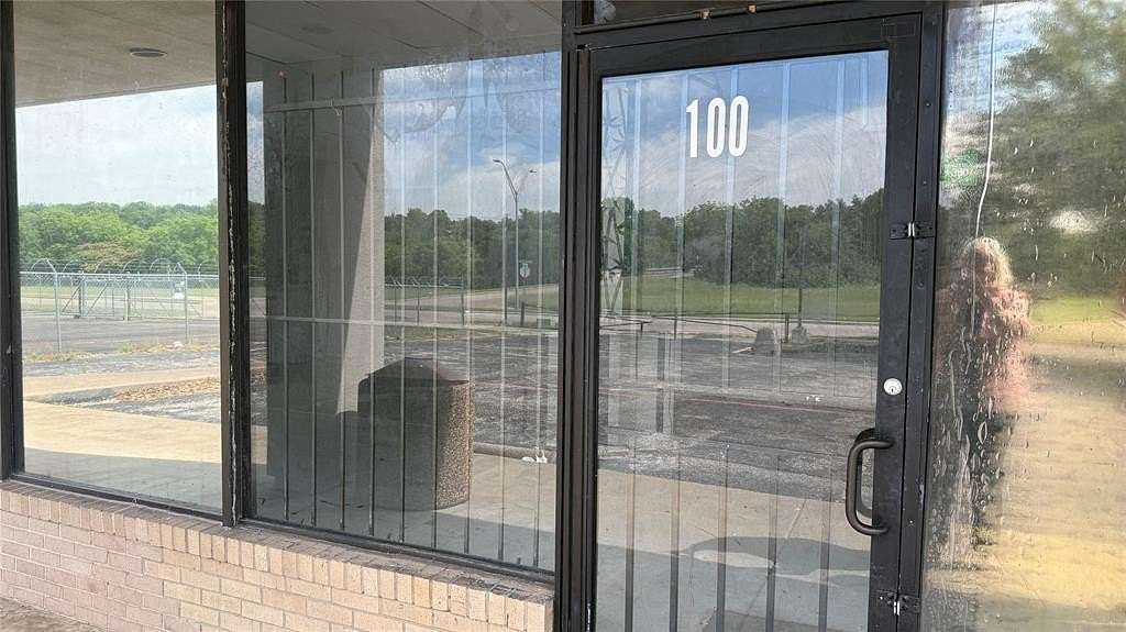 4.32 Acres of Commercial Land for Lease in Dallas, Texas