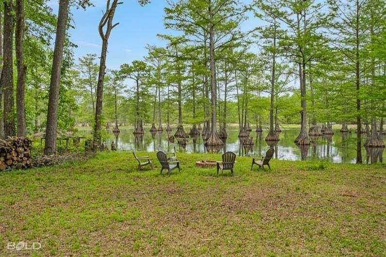 1.79 Acres of Land with Home for Sale in Shreveport, Louisiana