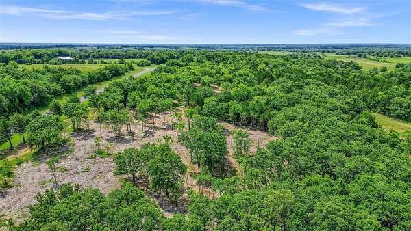 12.4 Acres of Land for Sale in Whitesboro, Texas