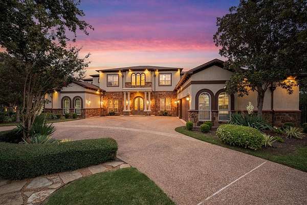 1.8 Acres of Land with Home for Sale in Flower Mound, Texas