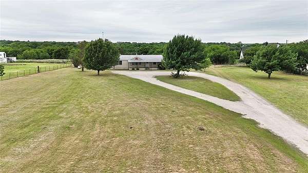 9 Acres of Land with Home for Sale in Joshua, Texas
