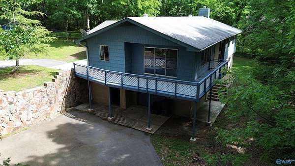 2 Acres of Land with Home for Sale in New Hope, Alabama