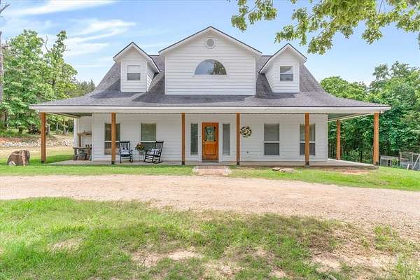 14.2 Acres of Land with Home for Sale in Canton, Texas