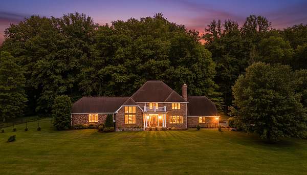 8 Acres of Land with Home for Sale in Monticello, Kentucky