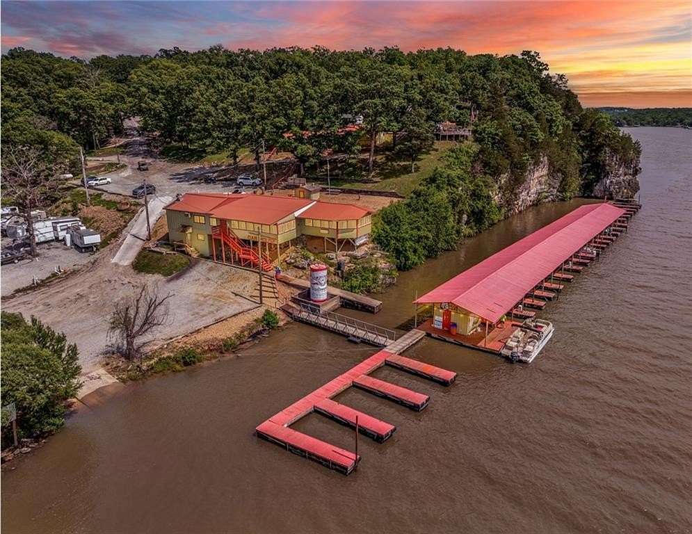 5.9 Acres of Commercial Land for Sale in Warsaw, Missouri