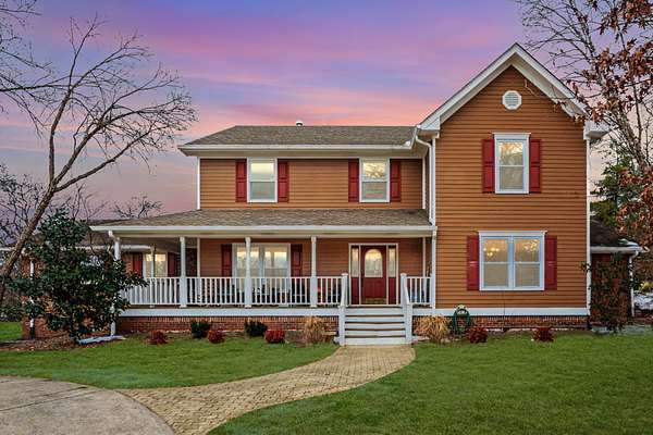 3.8 Acres of Land with Home for Sale in Hendersonville, Tennessee