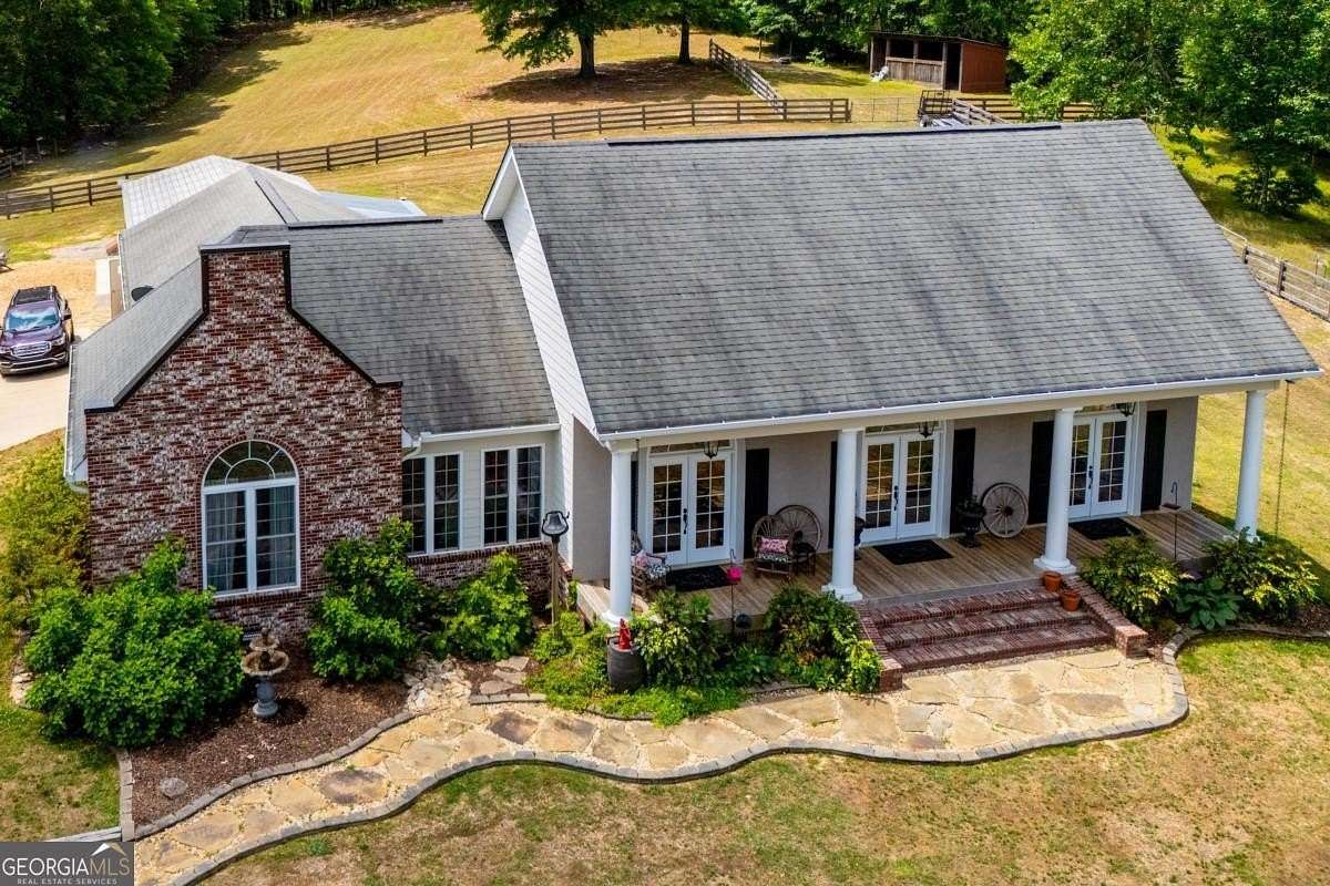 20 Acres of Land with Home for Sale in Newnan, Georgia