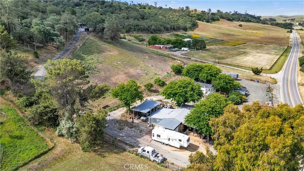 10.5 Acres of Land with Home for Sale in Templeton, California