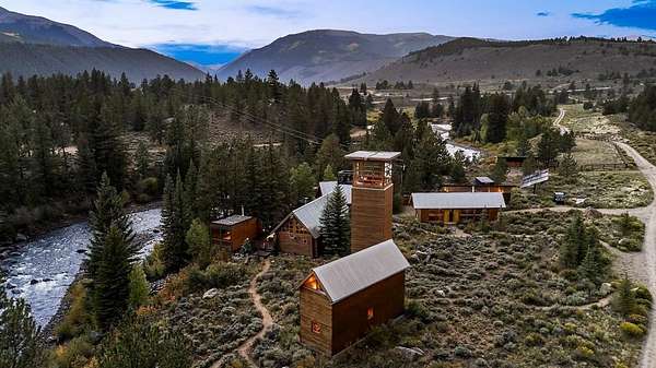 14.2 Acres of Land with Home for Sale in Granite, Colorado
