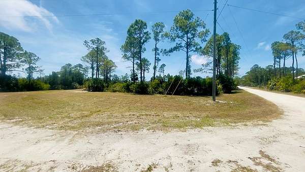 8.27 Acres of Land for Sale in Cedar Key, Florida