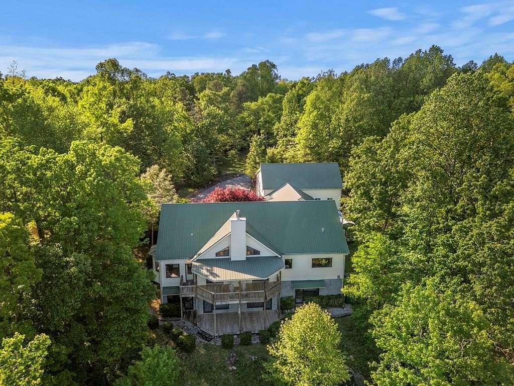 4 Acres of Land with Home for Sale in Monterey, Tennessee