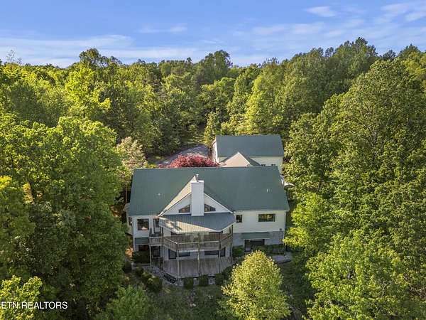 4 Acres of Land with Home for Sale in Monterey, Tennessee