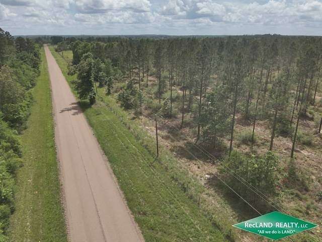 18 Acres of Recreational & Residential Land for Sale in Huntington, Texas