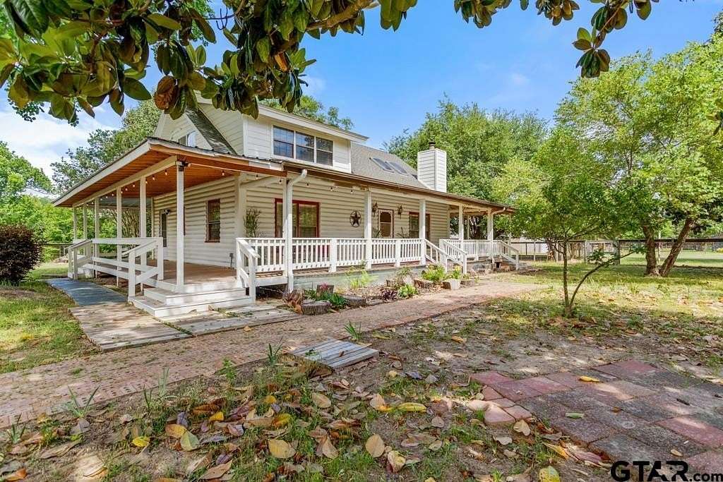 4 Acres of Land with Home for Sale in Lindale, Texas
