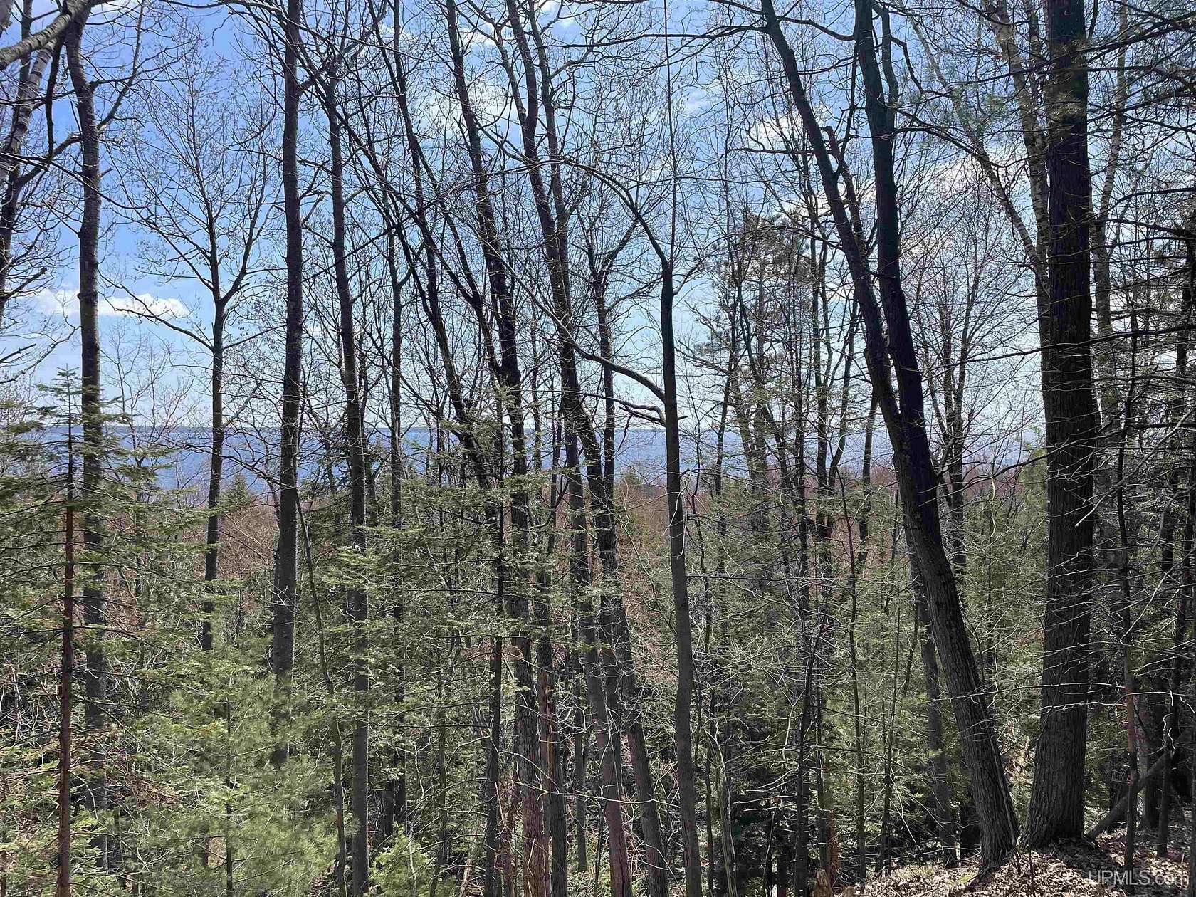 0.58 Acres of Residential Land for Sale in Gladstone, Michigan