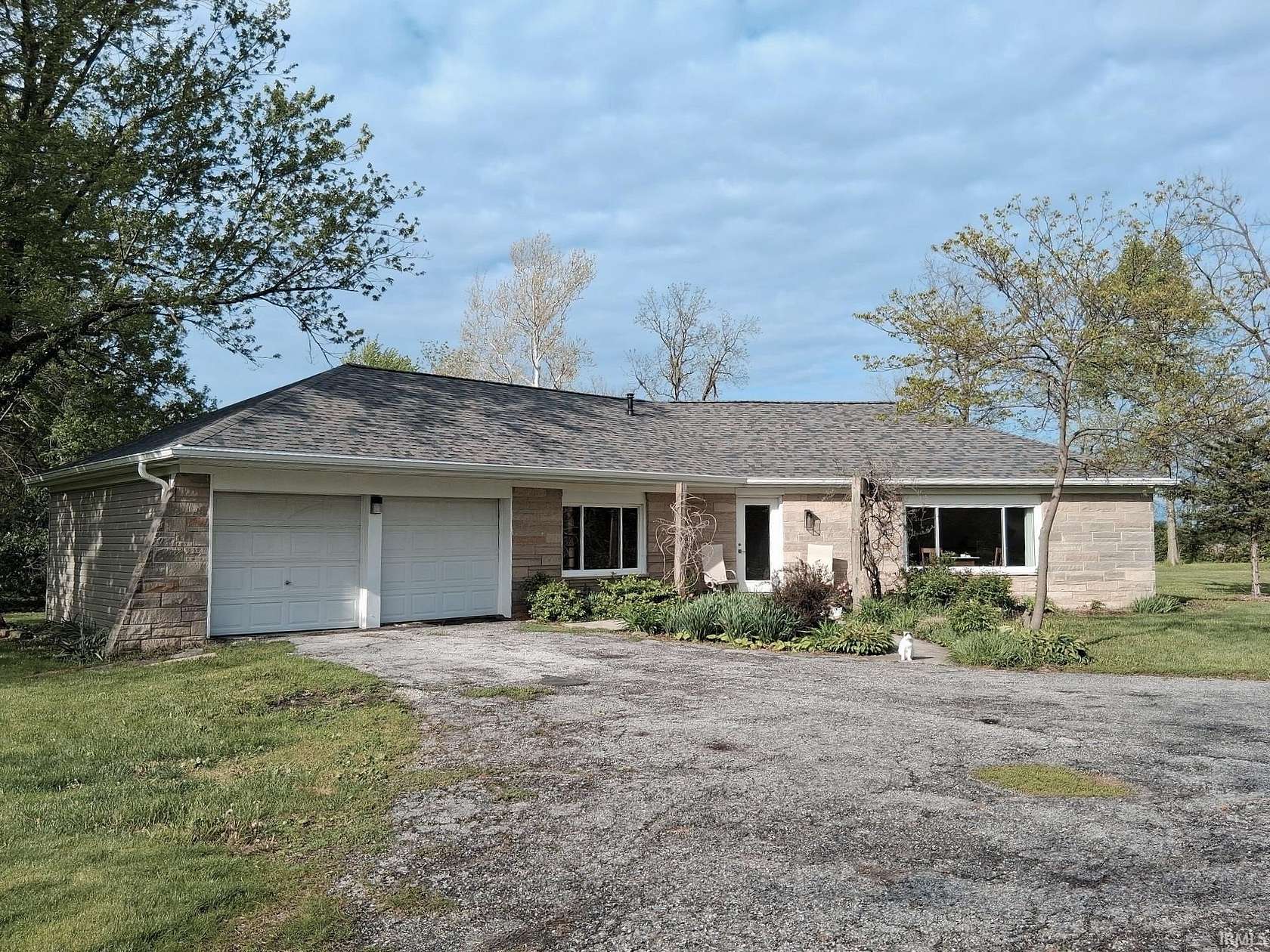 7 Acres of Land with Home for Sale in Fort Wayne, Indiana