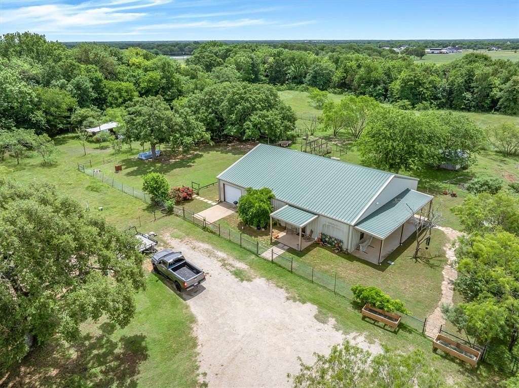 12.3 Acres of Land with Home for Sale in Wills Point, Texas