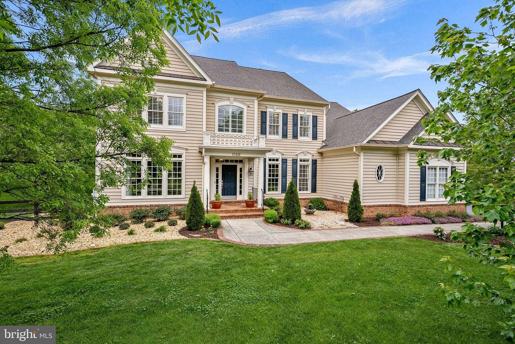 2.85 Acres of Land with Home for Sale in Hamilton, Virginia