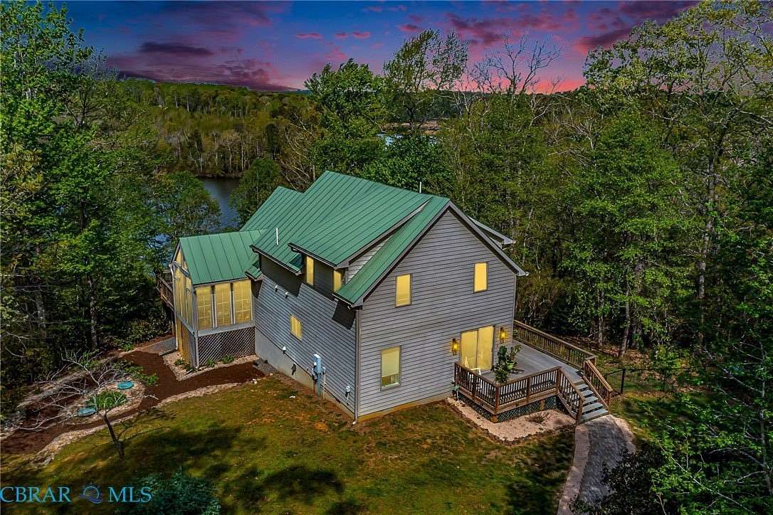2.23 Acres of Land with Home for Sale in Heathsville, Virginia