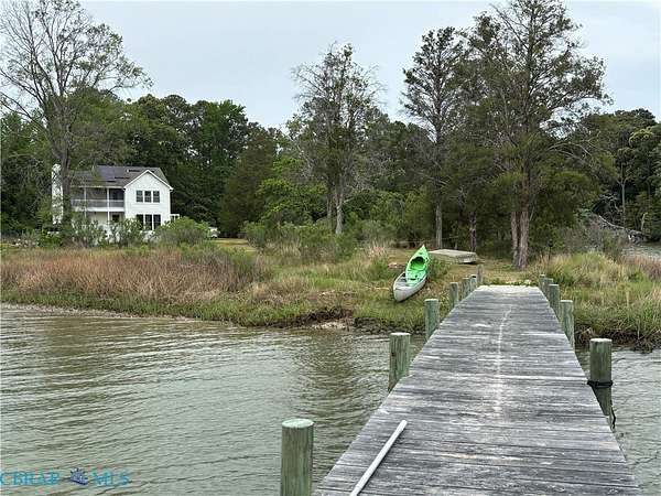 14.1 Acres of Land with Home for Sale in Gloucester, Virginia