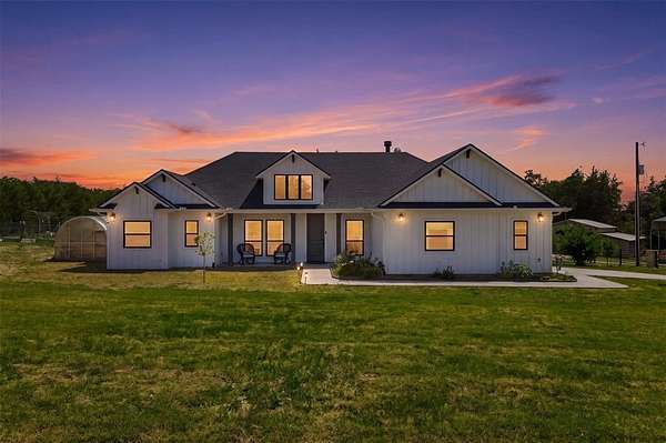1.8 Acres of Land with Home for Sale in McKinney, Texas