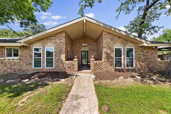 2.5 Acres of Land with Home for Sale in Aubrey, Texas