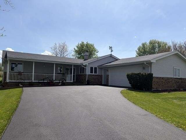 1.72 Acres of Land with Home for Sale in Durand, Illinois